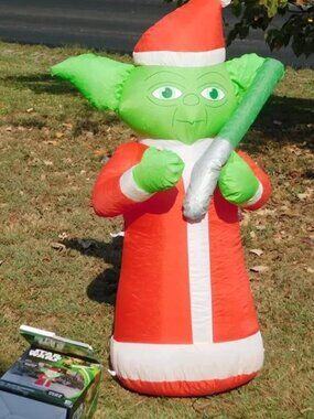 Star Wars YODA 42 " Tall Christmas Yard Decoration Inflatable **************
